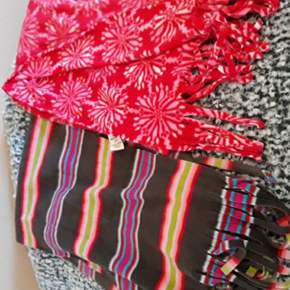 Scarfs